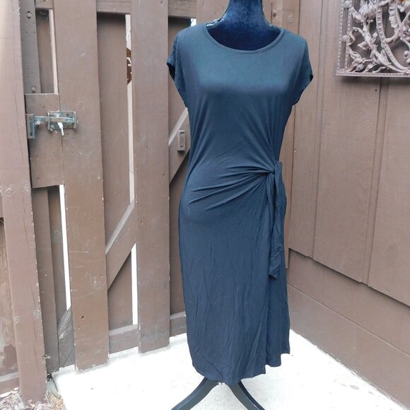 Nicole Miller Dresses & Skirts - Nicole Miller New York Black Sexy Tie Waist Knit Midi Dress EUC